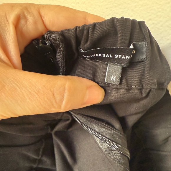 Universal Standard Black Apron Skirt - Picture 4 of 10